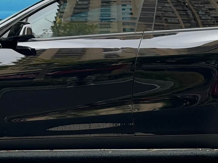 Фото 10 - Tesla Model Y