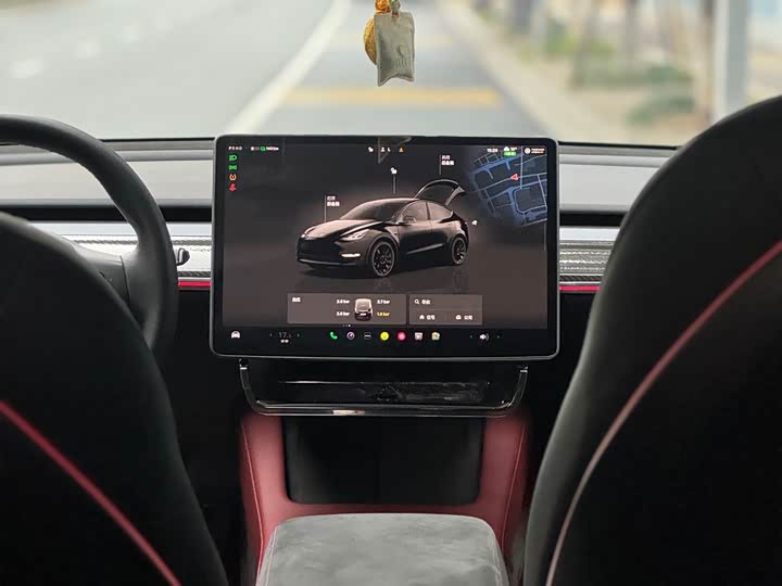Фото 7 - Tesla Model Y