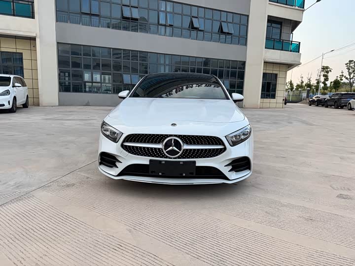Фото 2 - Mercedes-Benz A-Class