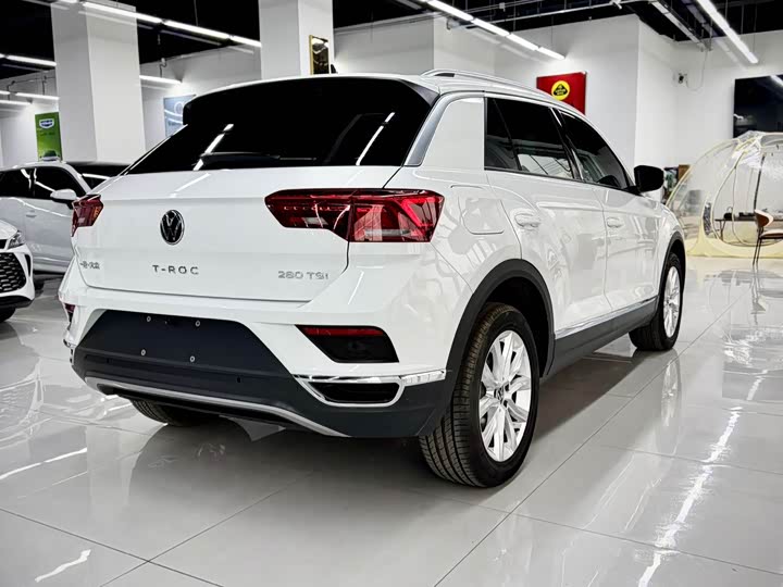 Фото 6 - Volkswagen T-Roc