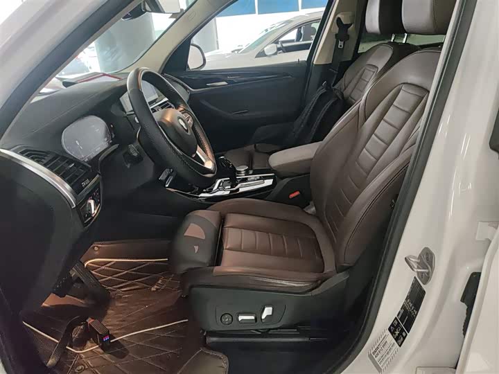 Фото 15 - BMW X3