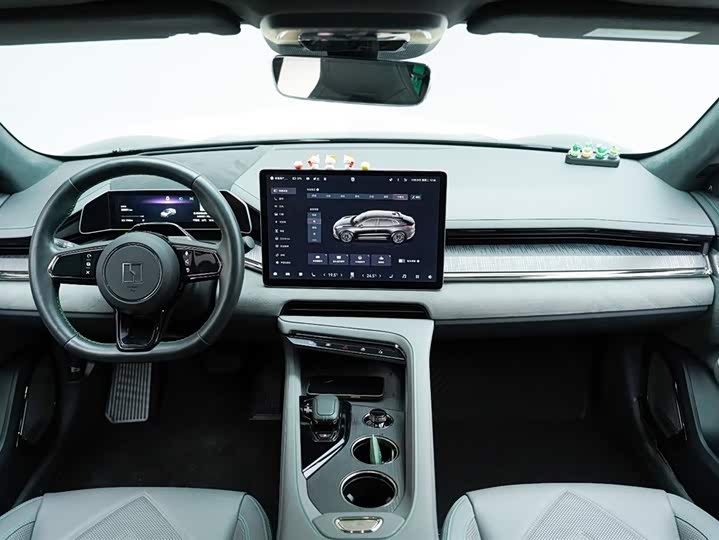 Фото 5 - Zeekr 001