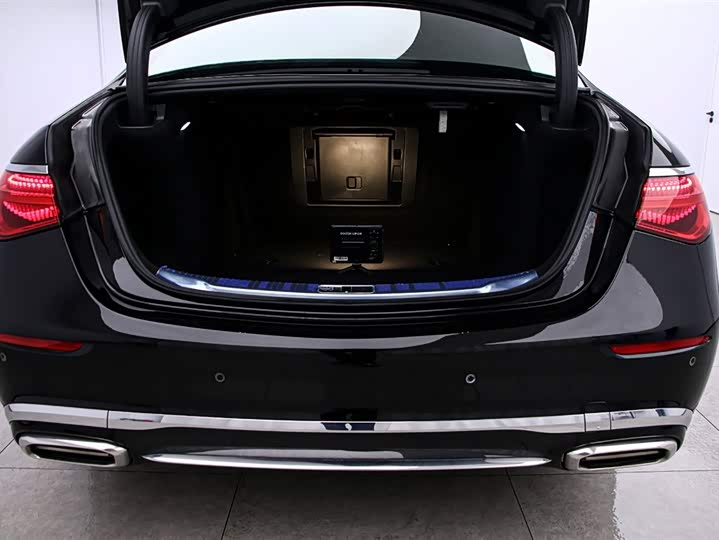 Фото 17 - Mercedes-Benz Maybach S-Class