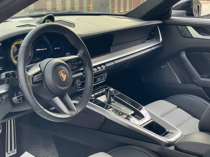 Фото 11 - Porsche 911