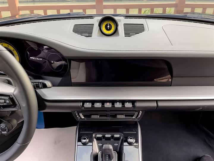 Фото 17 - Porsche 911