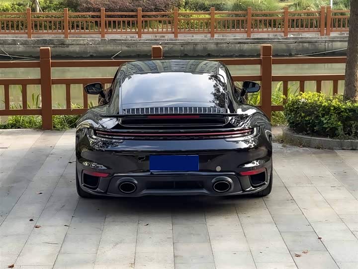 Фото 6 - Porsche 911