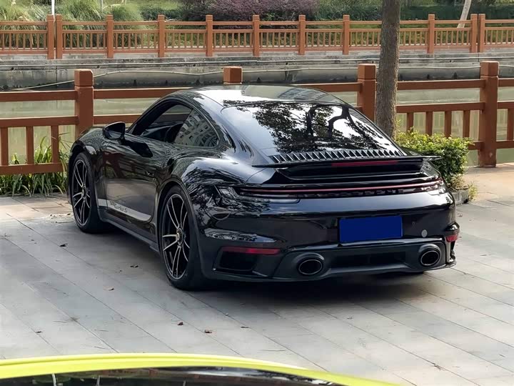 Фото 7 - Porsche 911