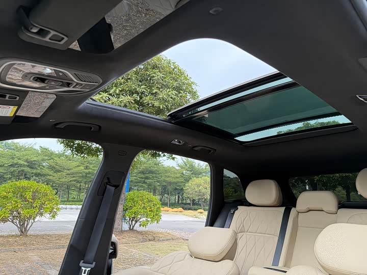 Фото 24 - Geely Monjaro