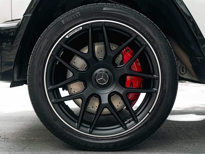 Фото 12 - Mercedes-Benz G-Class AMG