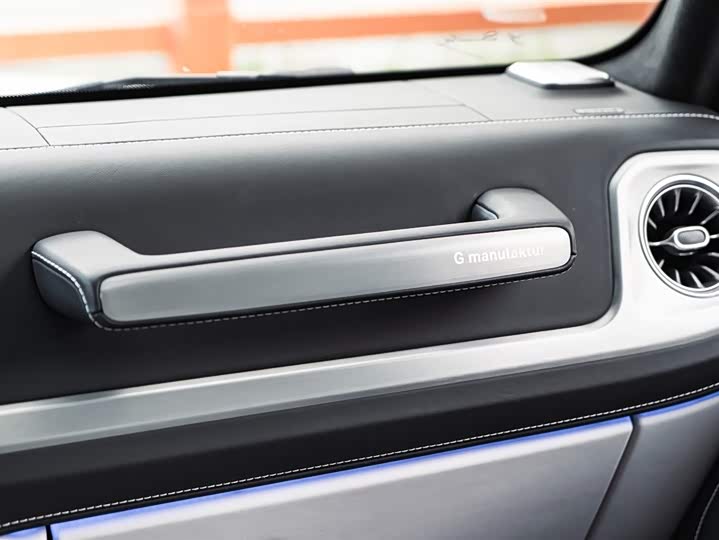 Фото 22 - Mercedes-Benz G-Class AMG