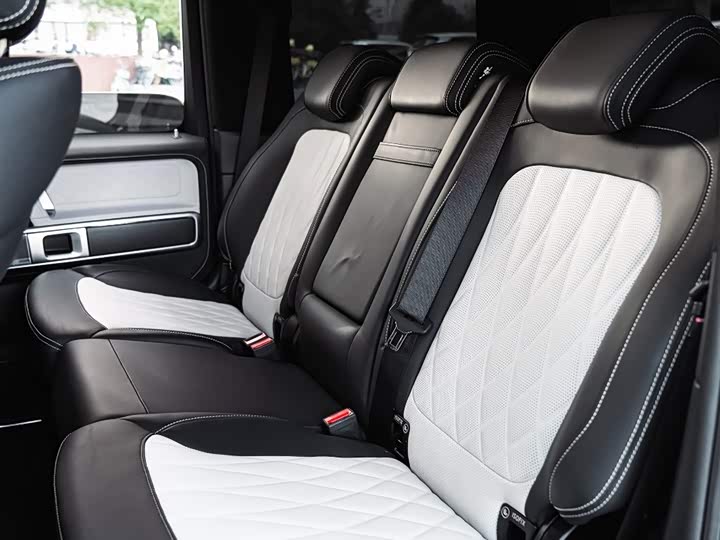 Фото 23 - Mercedes-Benz G-Class AMG