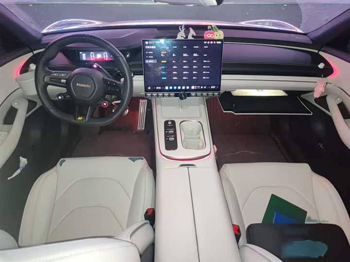 Фото 13 - Xiaomi SU7