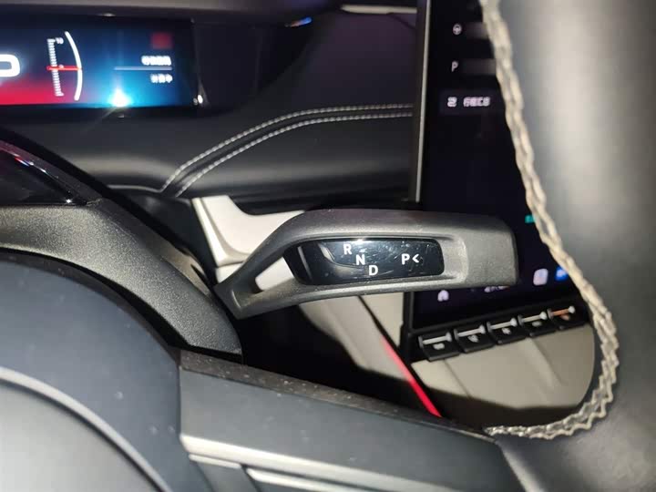 Фото 7 - Xiaomi SU7