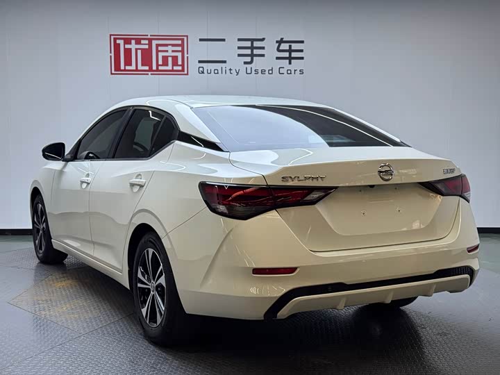 Фото 6 - Nissan Sylphy