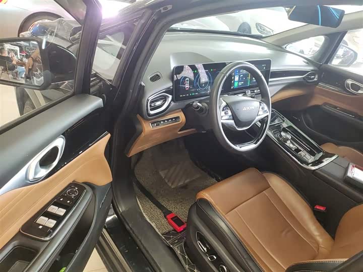 Фото 16 - GAC Aion V