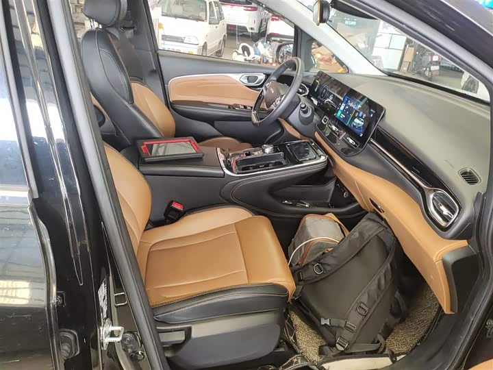 Фото 25 - GAC Aion V