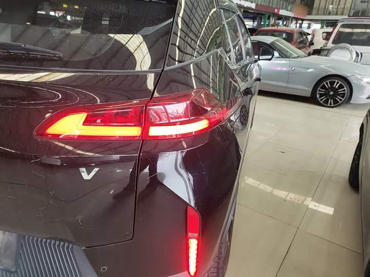 Фото 8 - GAC Aion V