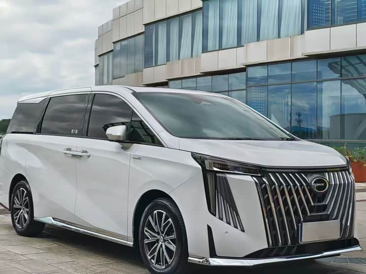 Фото 3 - GAC Trumpchi M8