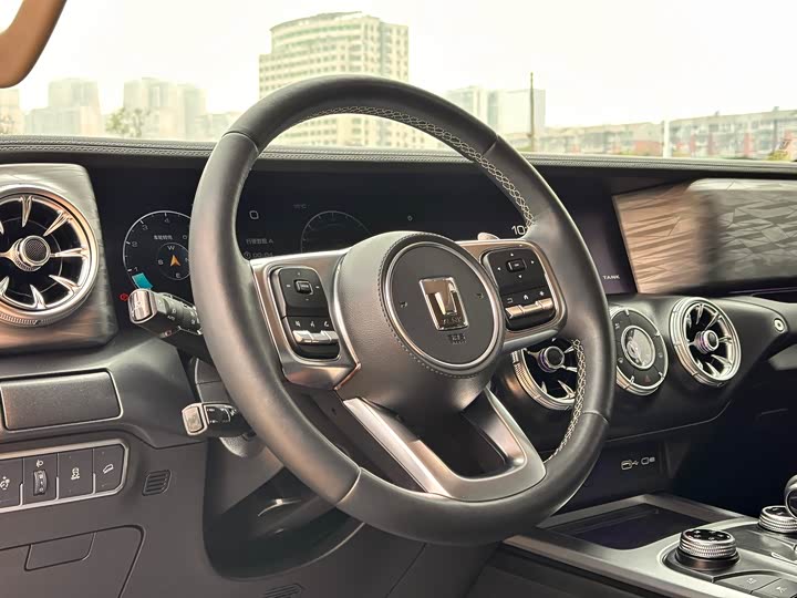 Фото 25 - Tank 300