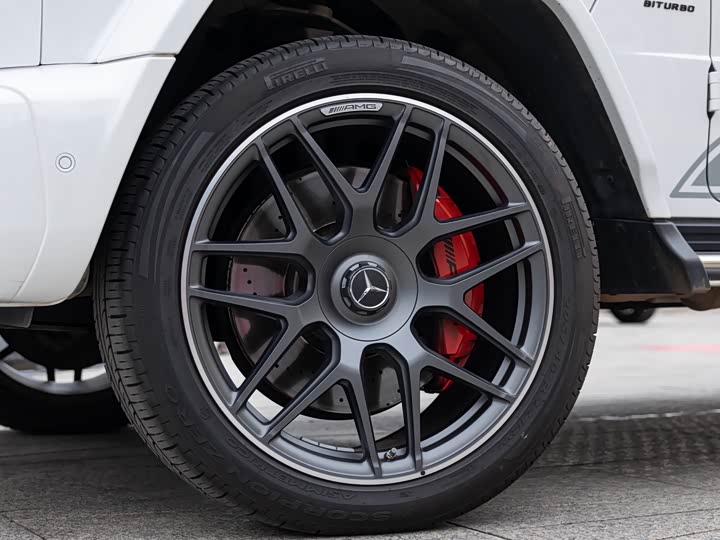 Фото 8 - Mercedes-Benz G-Class AMG