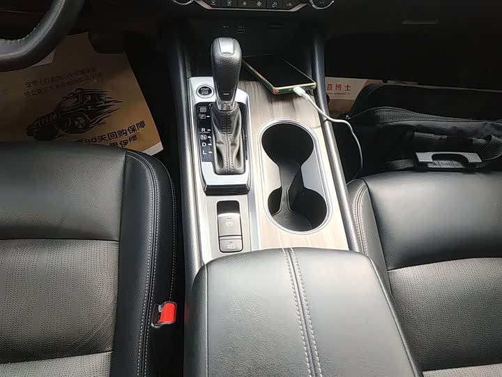 Фото 14 - Nissan Teana