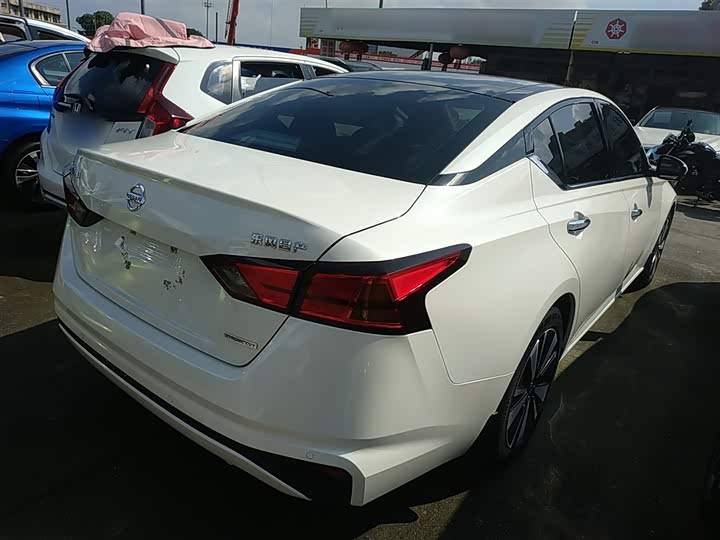 Фото 7 - Nissan Teana