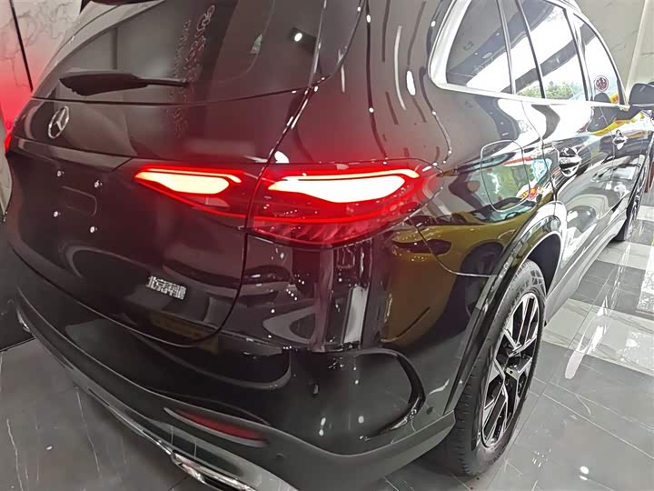 Фото 8 - Mercedes-Benz GLC-Class