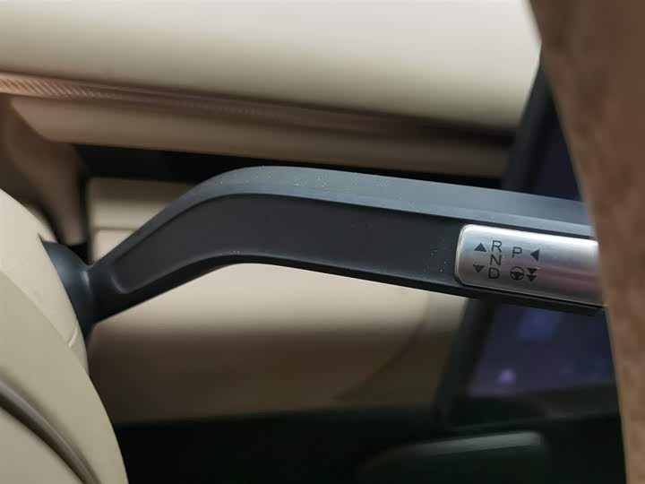 Фото 13 - Exeed Sterra ET