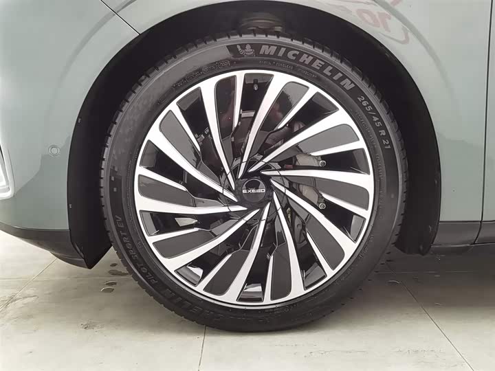 Фото 17 - Exeed Sterra ET