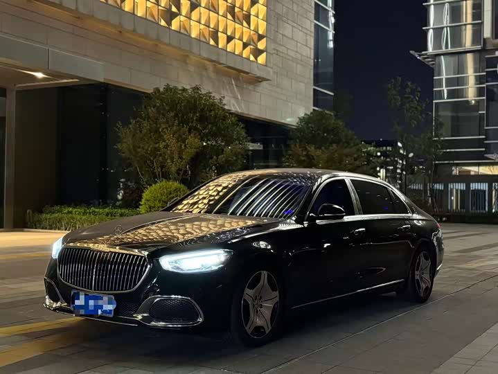 Фото 1 - Mercedes-Benz Maybach S-Class
