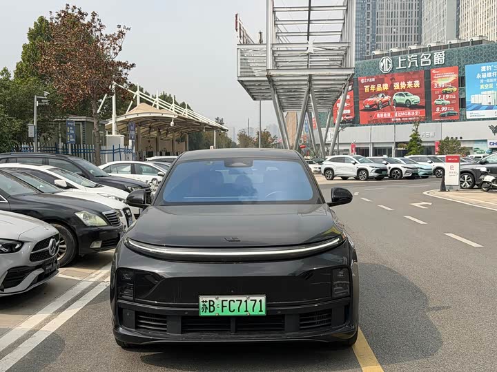 Фото 2 - LiXiang L7