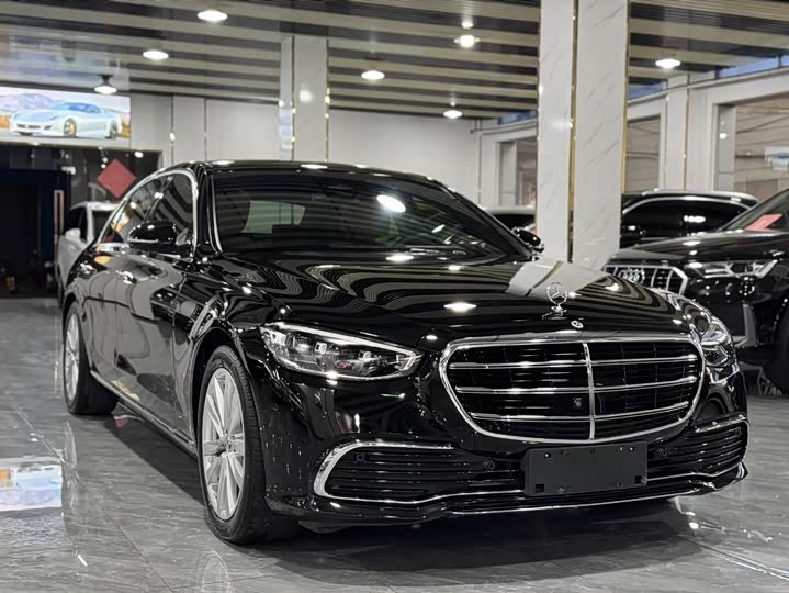 Фото 3 - Mercedes-Benz S-Class