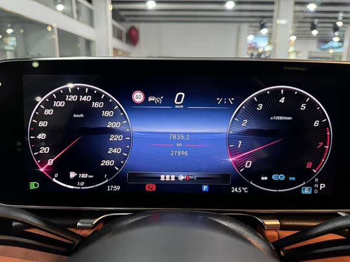 Фото 8 - Mercedes-Benz S-Class