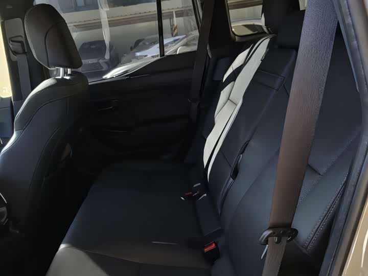 Фото 19 - Lexus GX