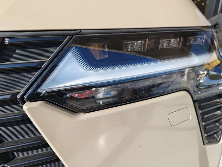 Фото 22 - Lexus GX