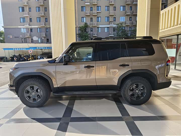 Фото 3 - Lexus GX