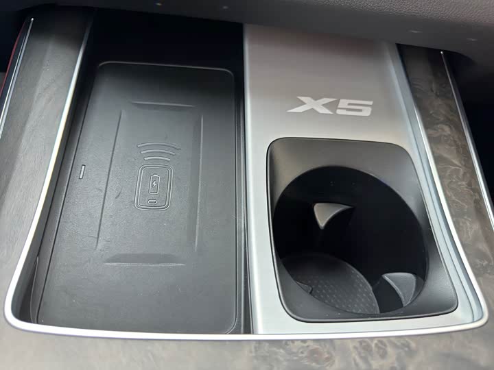 Фото 20 - BMW X5