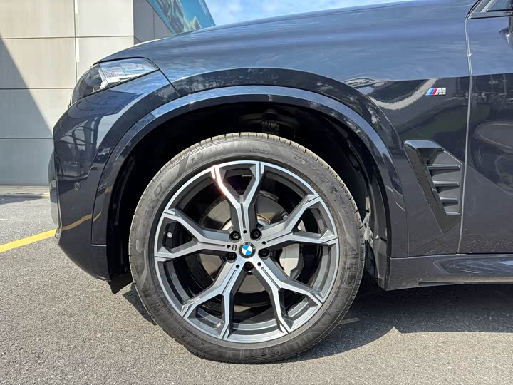Фото 8 - BMW X5