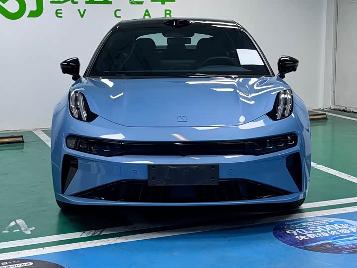 Фото 2 - Zeekr 001