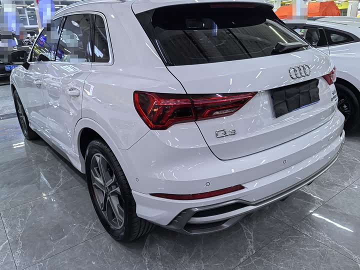 Фото 3 - Audi Q3