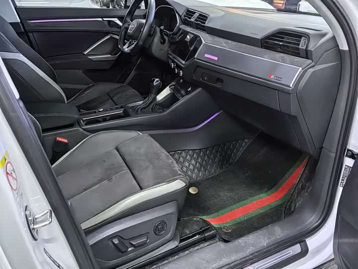 Фото 9 - Audi Q3