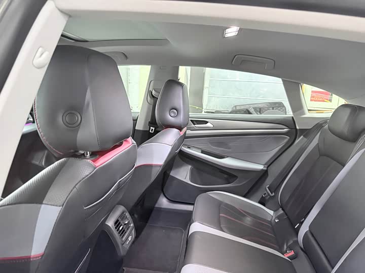 Фото 12 - Volkswagen Lamando L