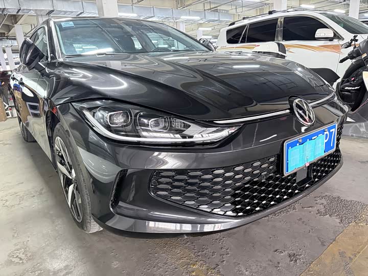 Фото 3 - Volkswagen Lamando L