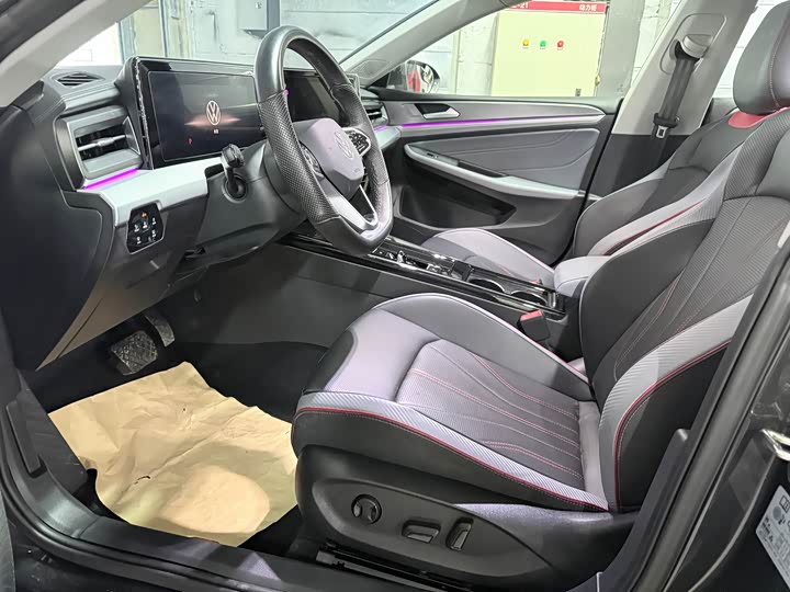 Фото 9 - Volkswagen Lamando L