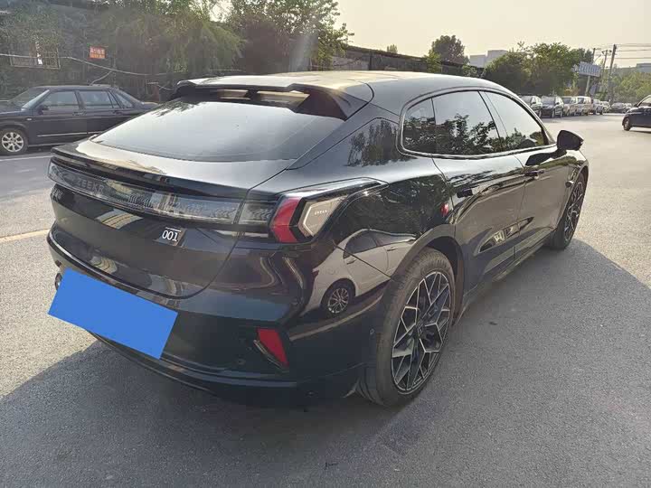 Фото 5 - Zeekr 001