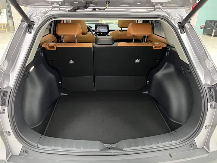 Фото 16 - Toyota Corolla Cross