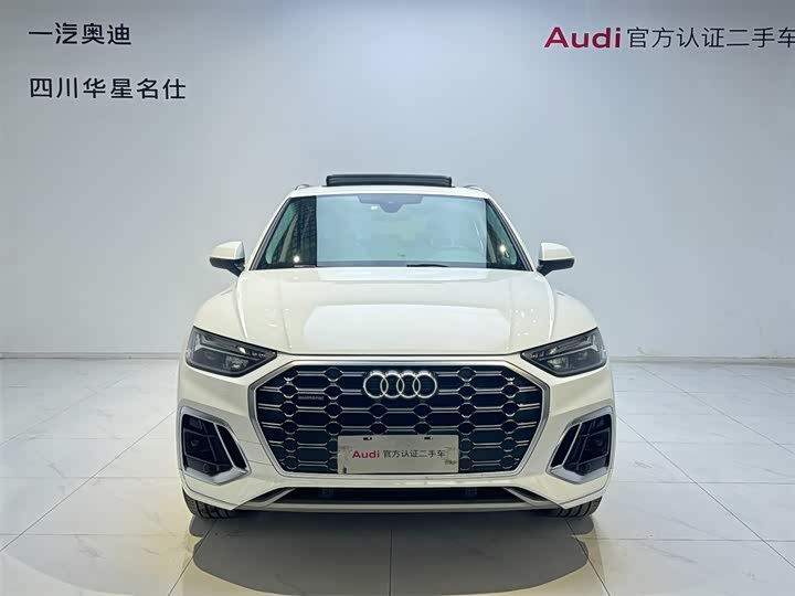 Фото 2 - Audi Q5L