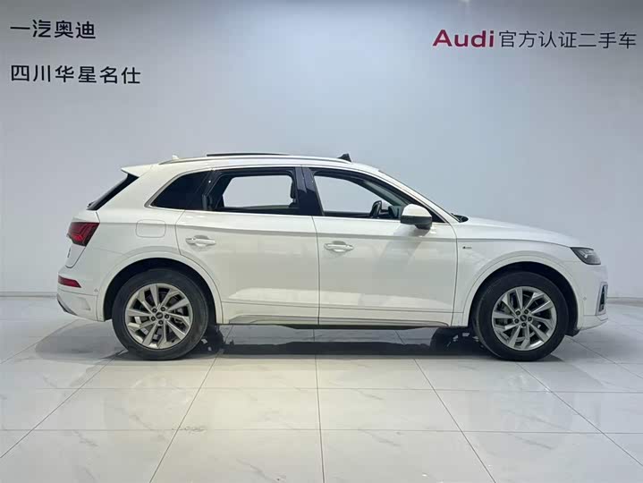 Фото 3 - Audi Q5L