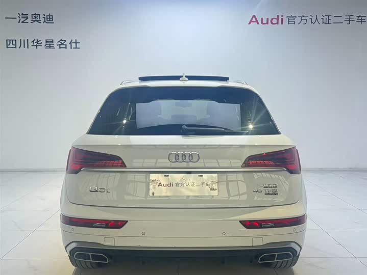 Фото 5 - Audi Q5L