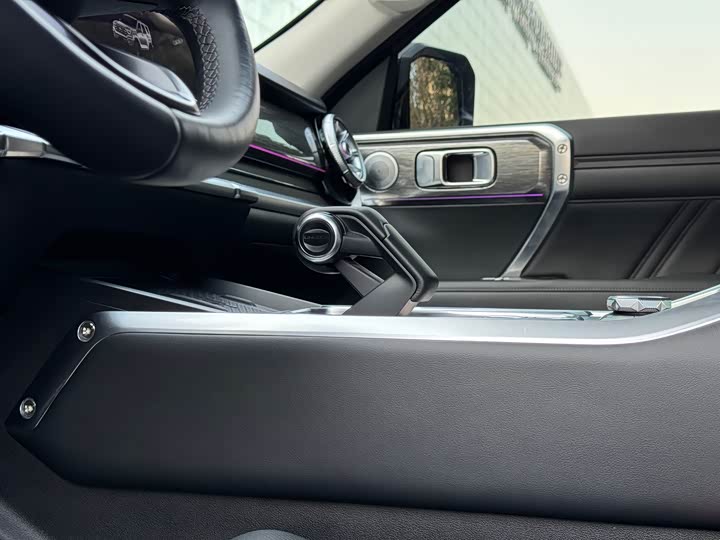 Фото 14 - Tank 400 Hybrid